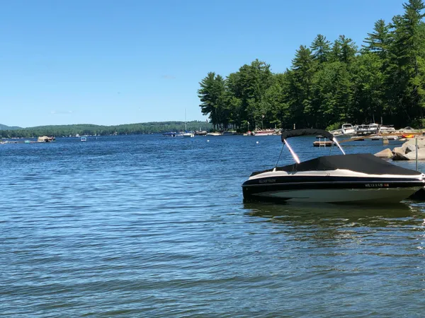 $1,700,000 | 36 Whittemore Cove Road, Raymond, ME 04071