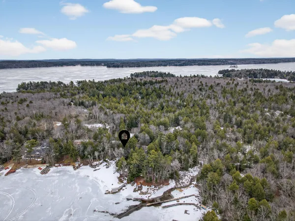 $1,700,000 | 36 Whittemore Cove Road, Raymond, ME 04071