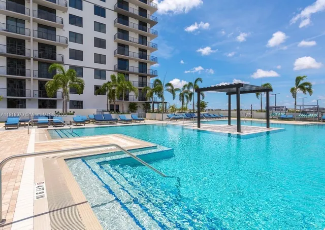 $4,416 | 5250 Northwest 84th Avenue, Unit 10813, Doral, FL 33166