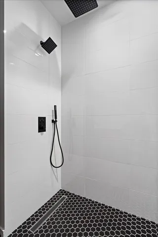 $699,500 | 2636 West Evergreen Avenue, Unit 1, Chicago, IL 60622