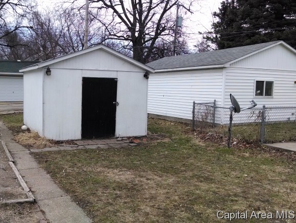 1510 North 11th Street Springfield, IL 62702 - Photo 3 of 3