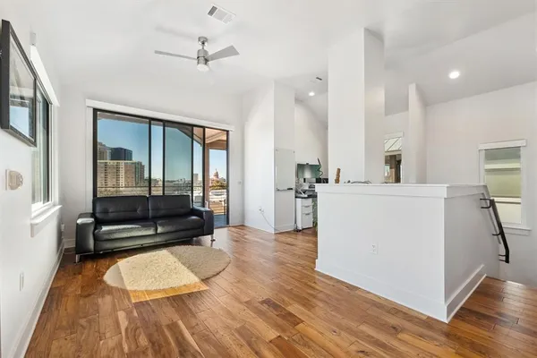 $5,300 | 1190 Navasota Street, Austin, TX 78702