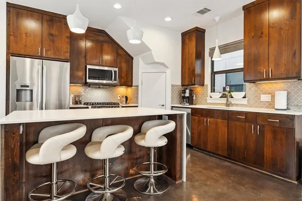 $5,300 | 1190 Navasota Street, Austin, TX 78702