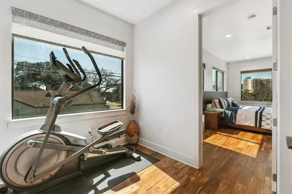 $5,300 | 1190 Navasota Street, Austin, TX 78702