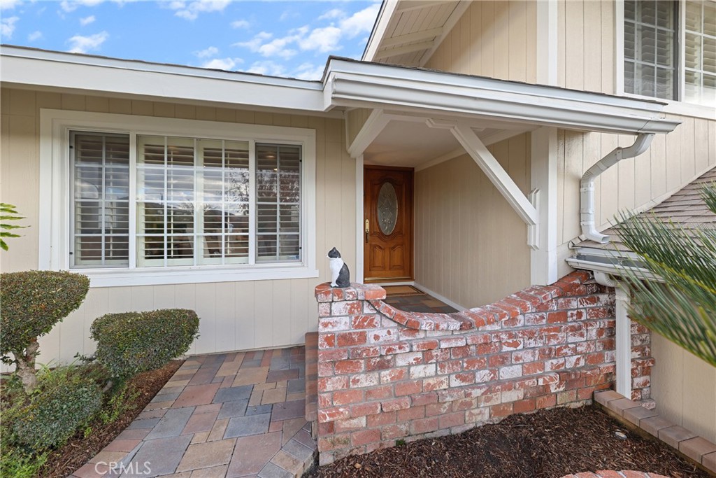 1142 Delay Street Brea, CA 92821 - Photo 5 of 63