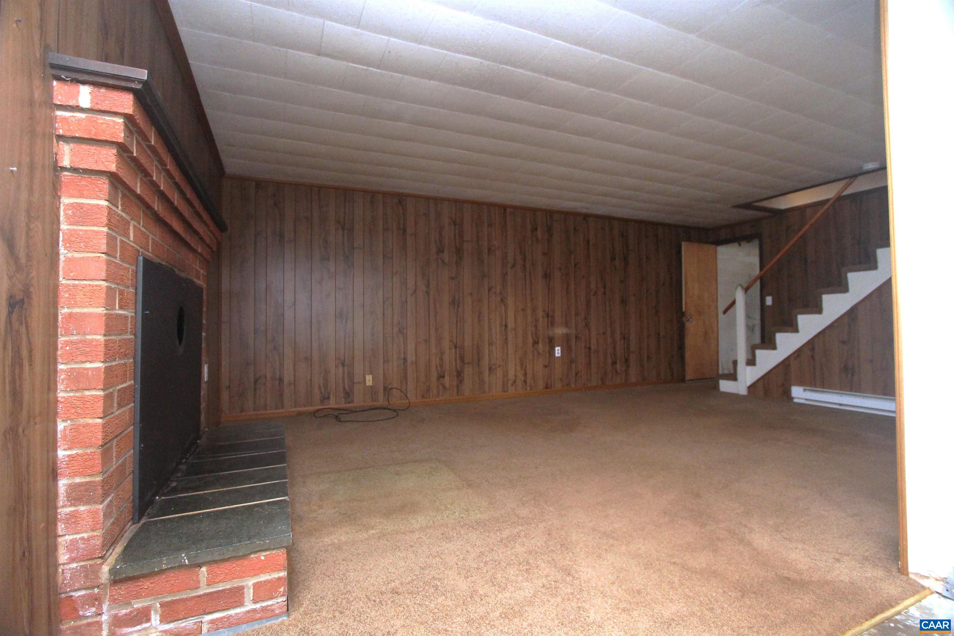 5649 Park Road Crozet, VA 22932 - Photo 14 of 32 Gallery Image 14