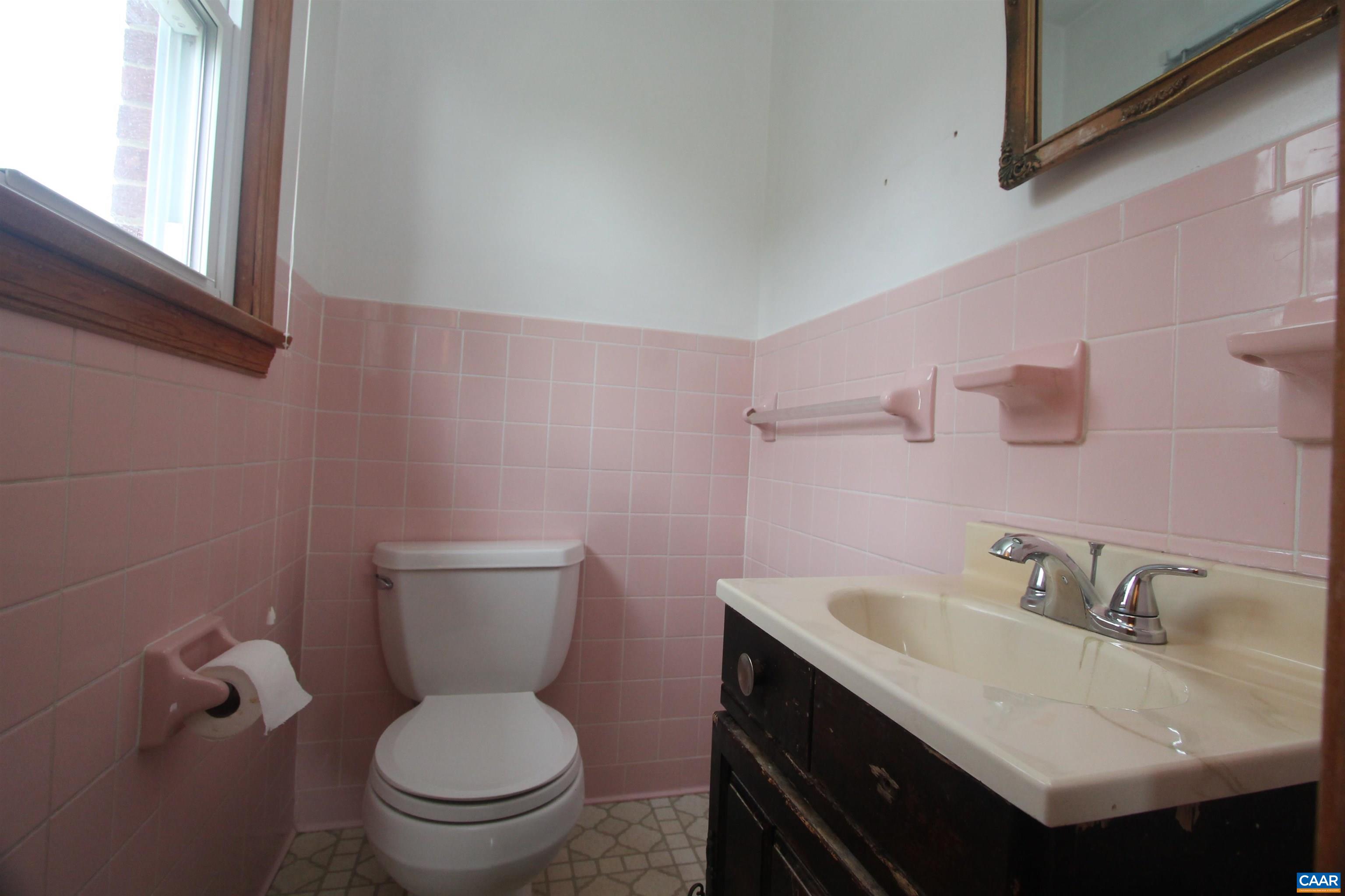 5649 Park Road Crozet, VA 22932 - Photo 9 of 32 Gallery Image 9