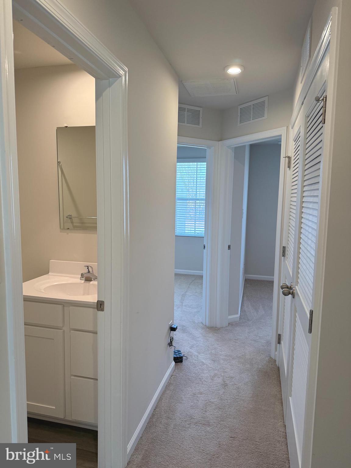 324 Comfort Road Williamstown, NJ 08094 - Photo 3 of 37