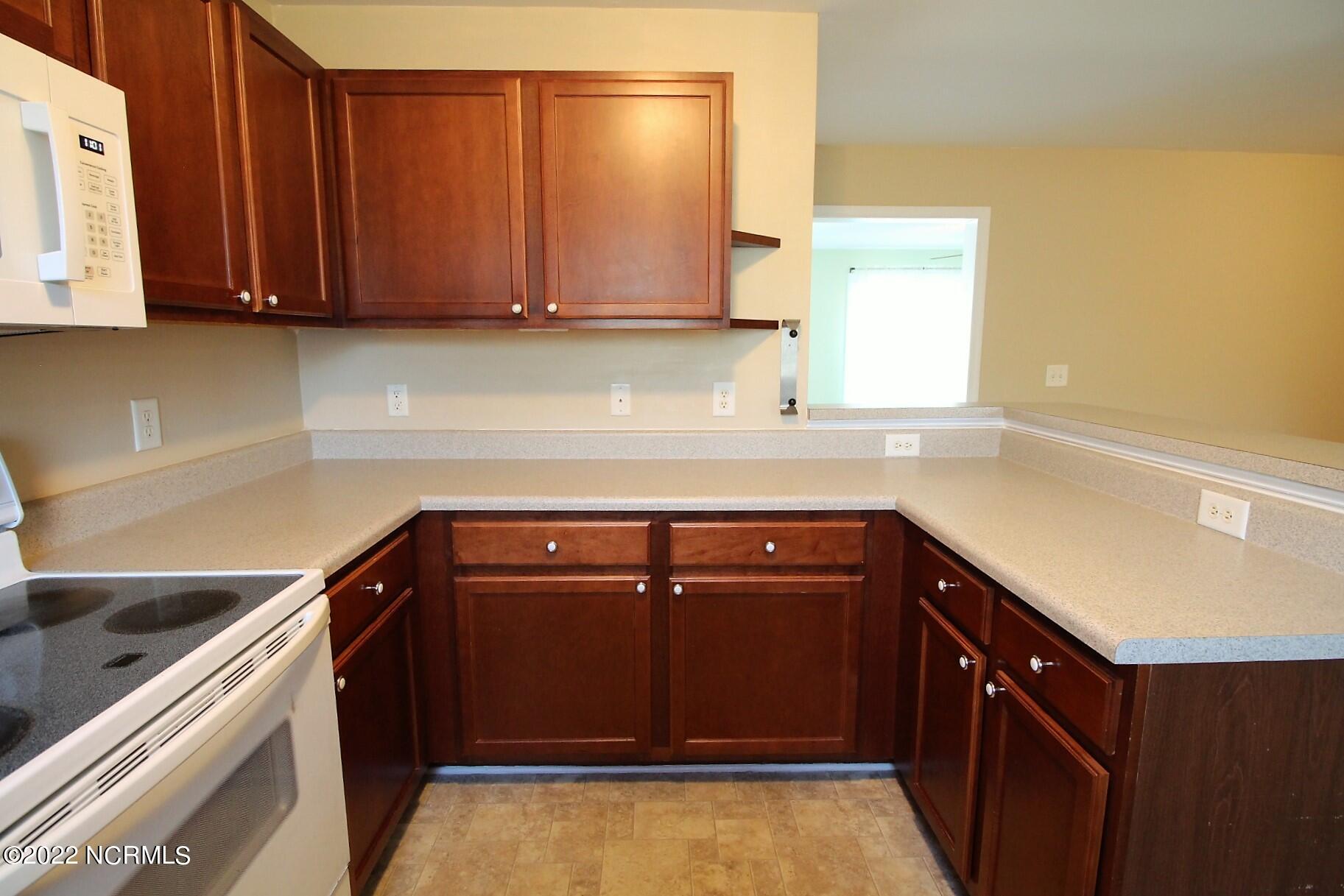 143 Apache Trail Havelock, NC 28532 - Photo 13 of 27 IMG_6999