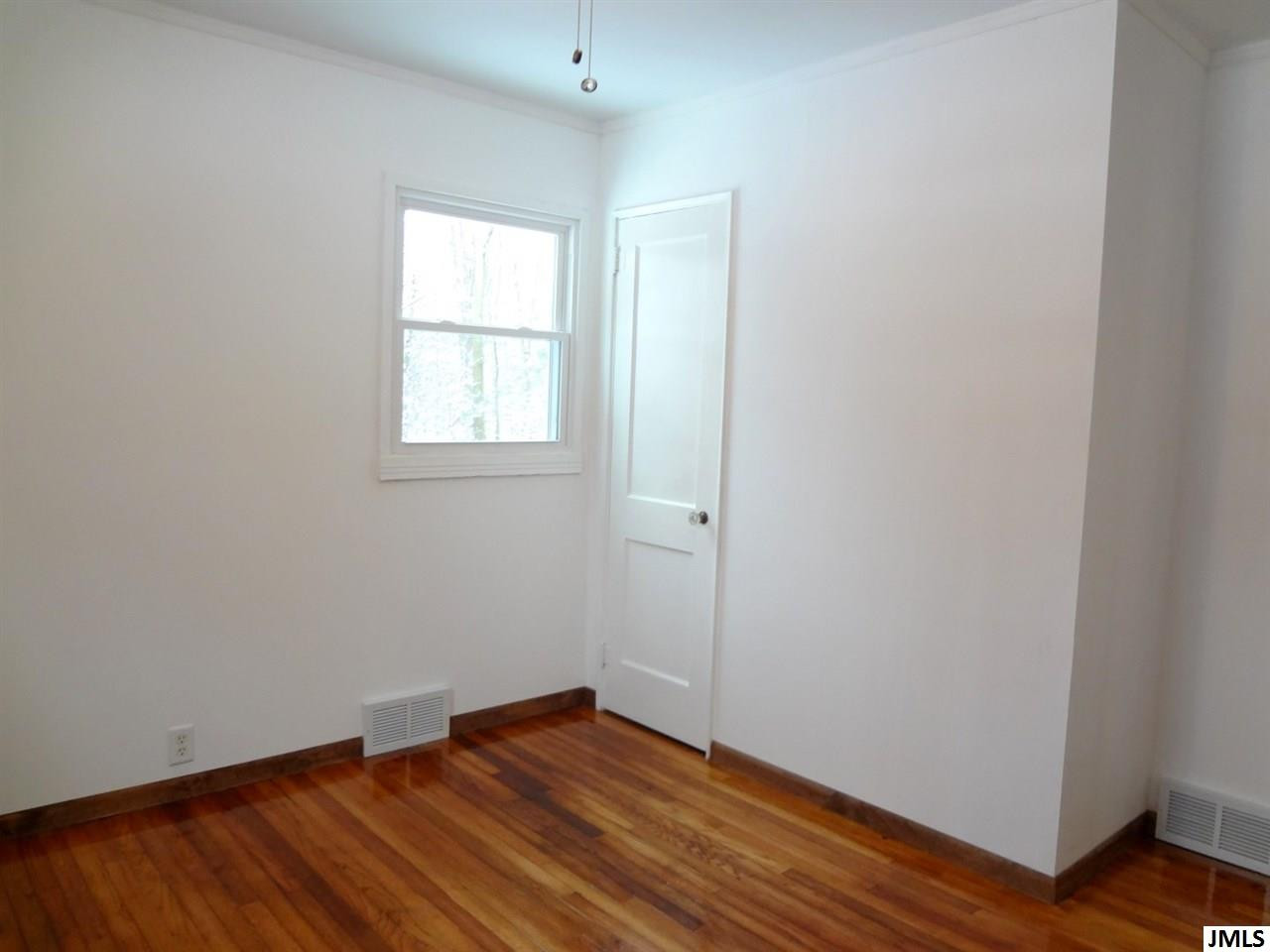 5400 South Draper Jackson, MI 49201 - Photo 11 of 16 Photo 11