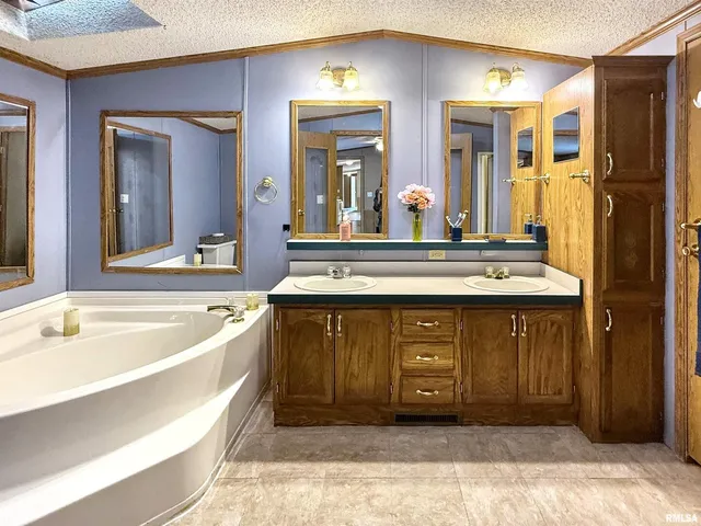 $75,000 | 200 Madison Street, Carterville, IL 62918