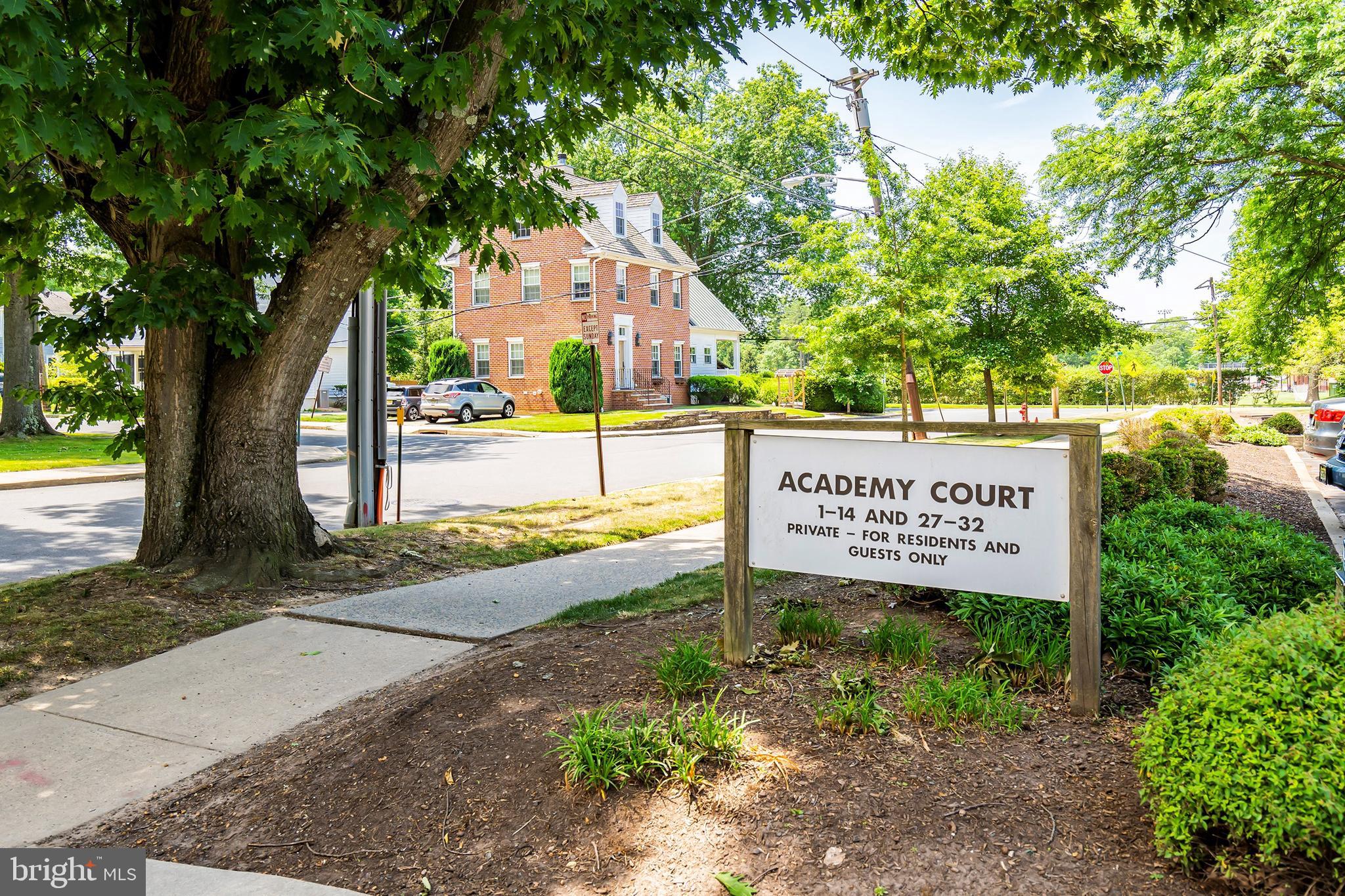 31 Academy Court Pennington, NJ 08534 - Photo 22 of 26