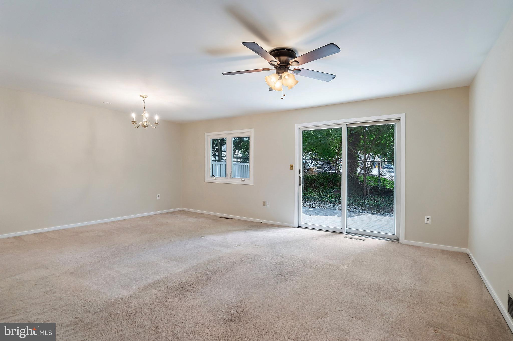 31 Academy Court Pennington, NJ 08534 - Photo 10 of 26