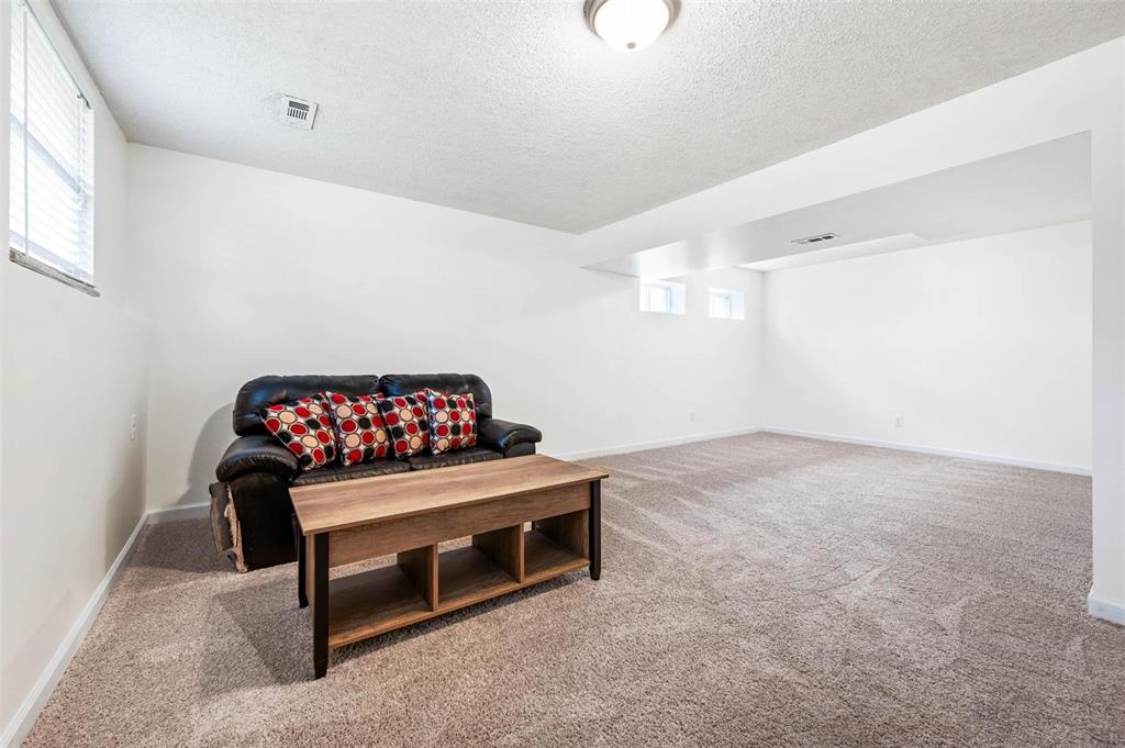 3112 Mockingbird Drive St. Charles, MO 63301 - Photo 13 of 21