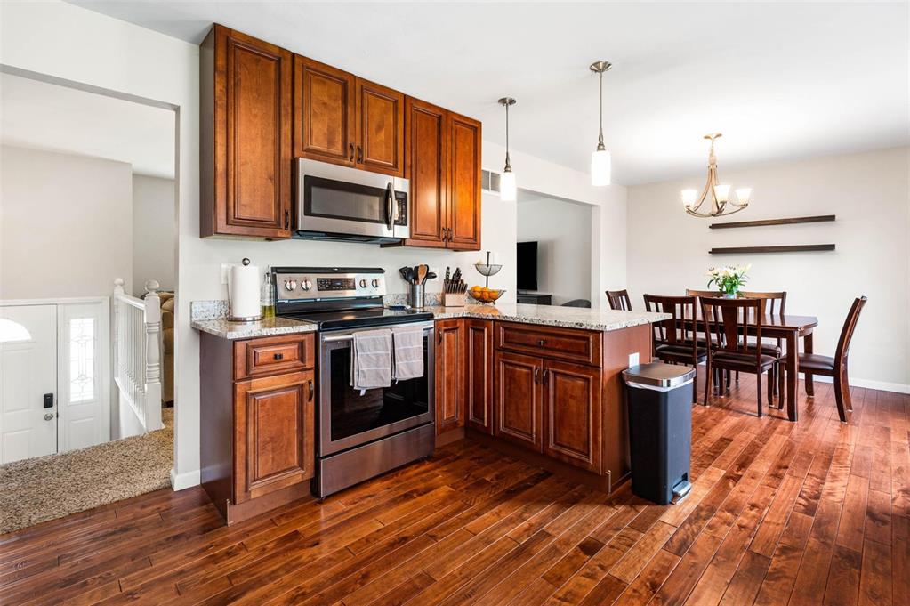 3112 Mockingbird Drive St. Charles, MO 63301 - Photo 4 of 21