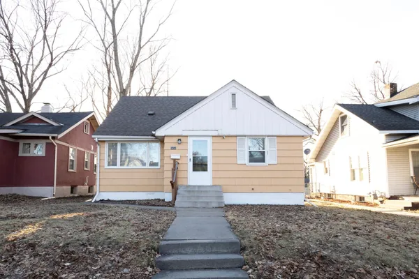 $2,150 | 3451 North Logan Avenue, Minneapolis, MN 55412