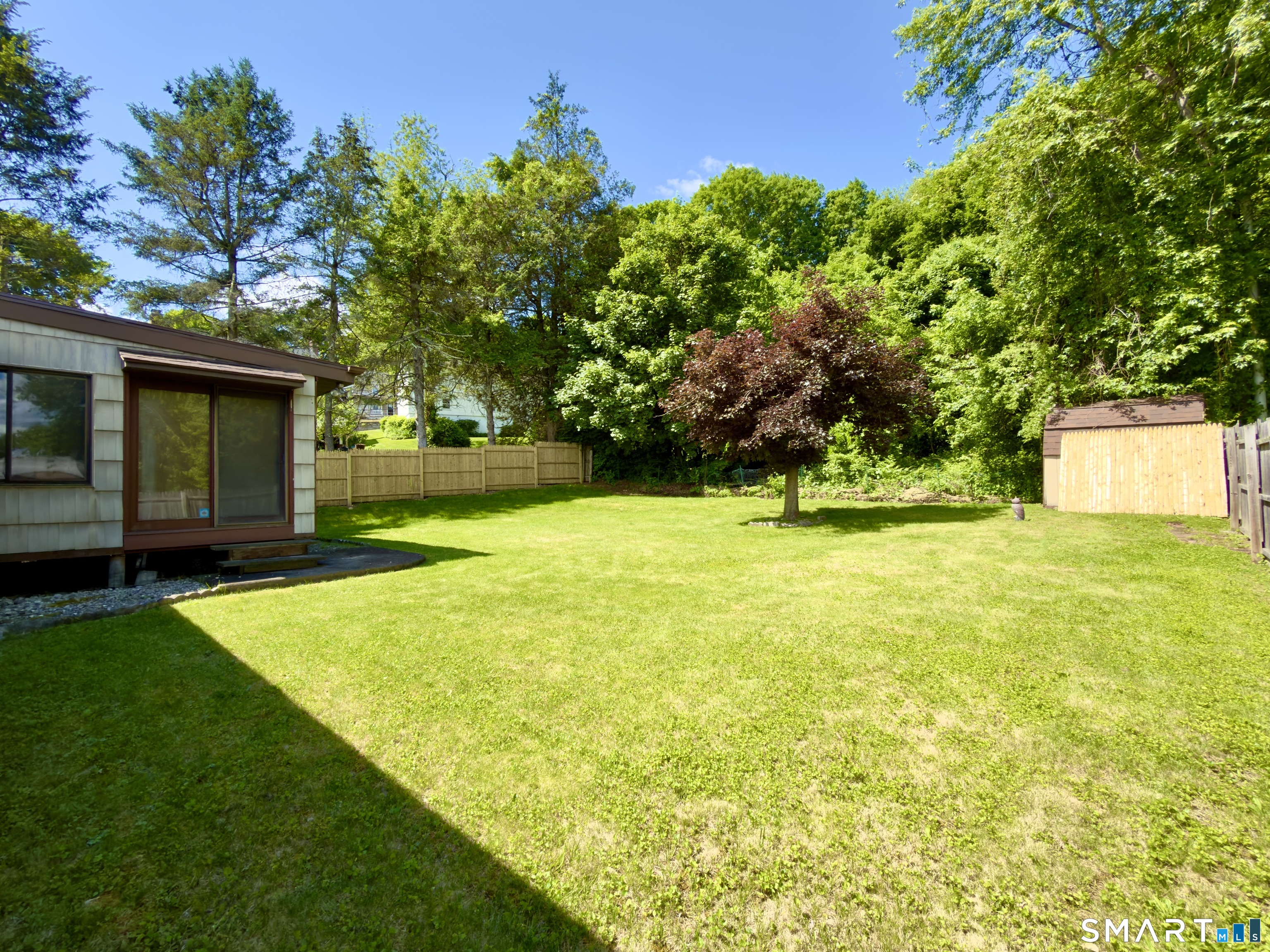 25 Greenfield Avenue Waterbury, CT 06708 - Photo 32 of 37