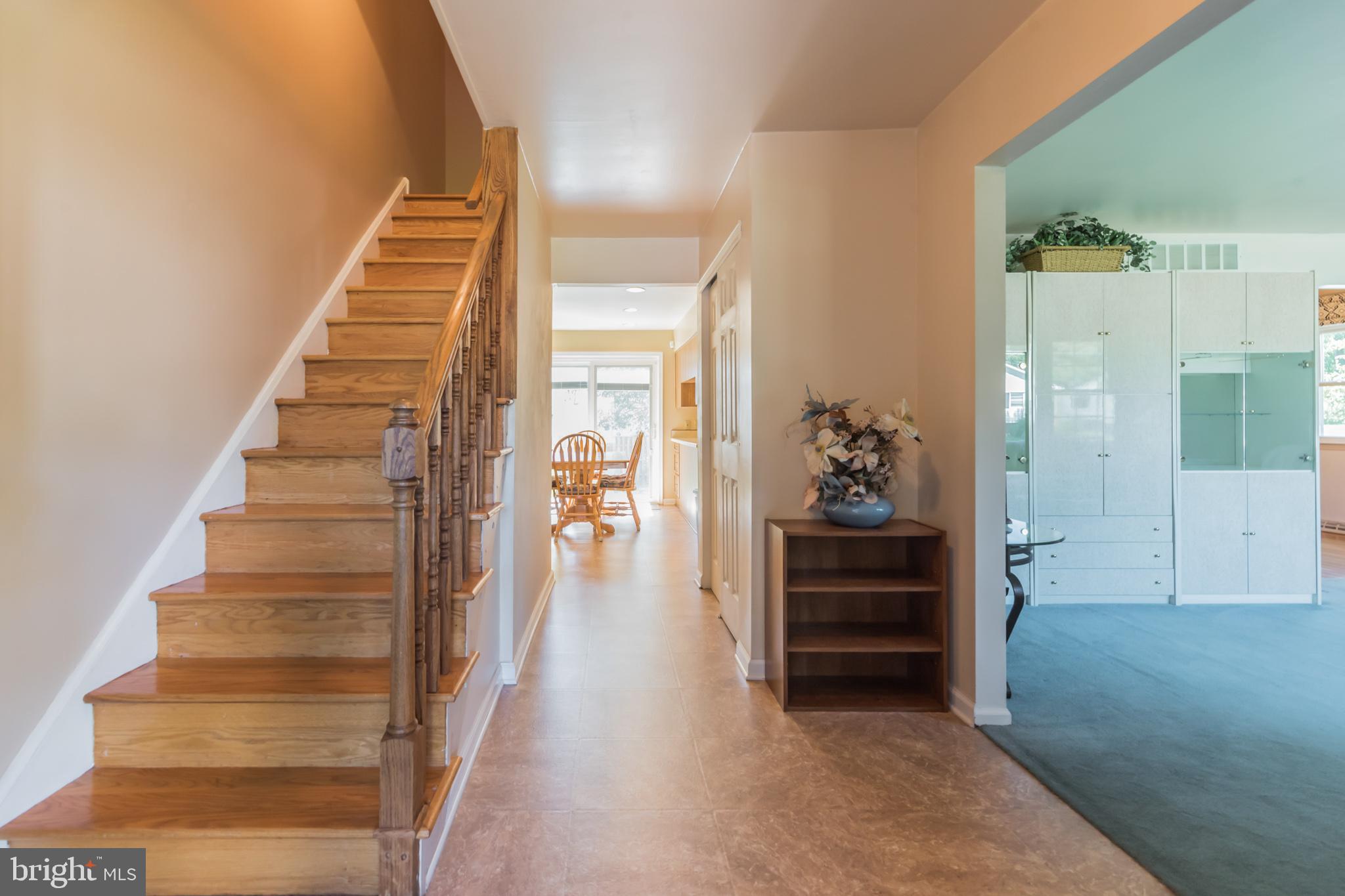 327 Surrey Road Cherry Hill, NJ 08002 - Photo 3 of 30 Gallery Image 3