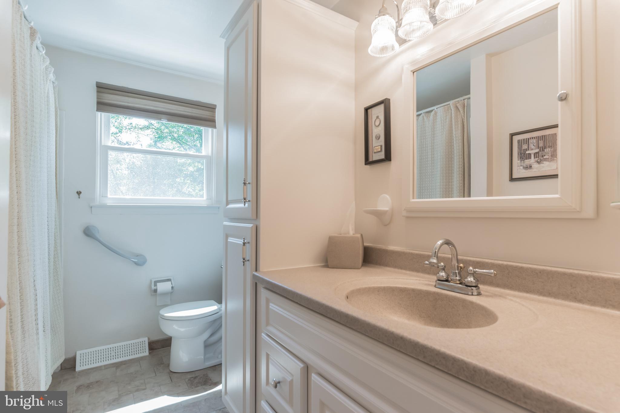 327 Surrey Road Cherry Hill, NJ 08002 - Photo 21 of 30 Gallery Image 21