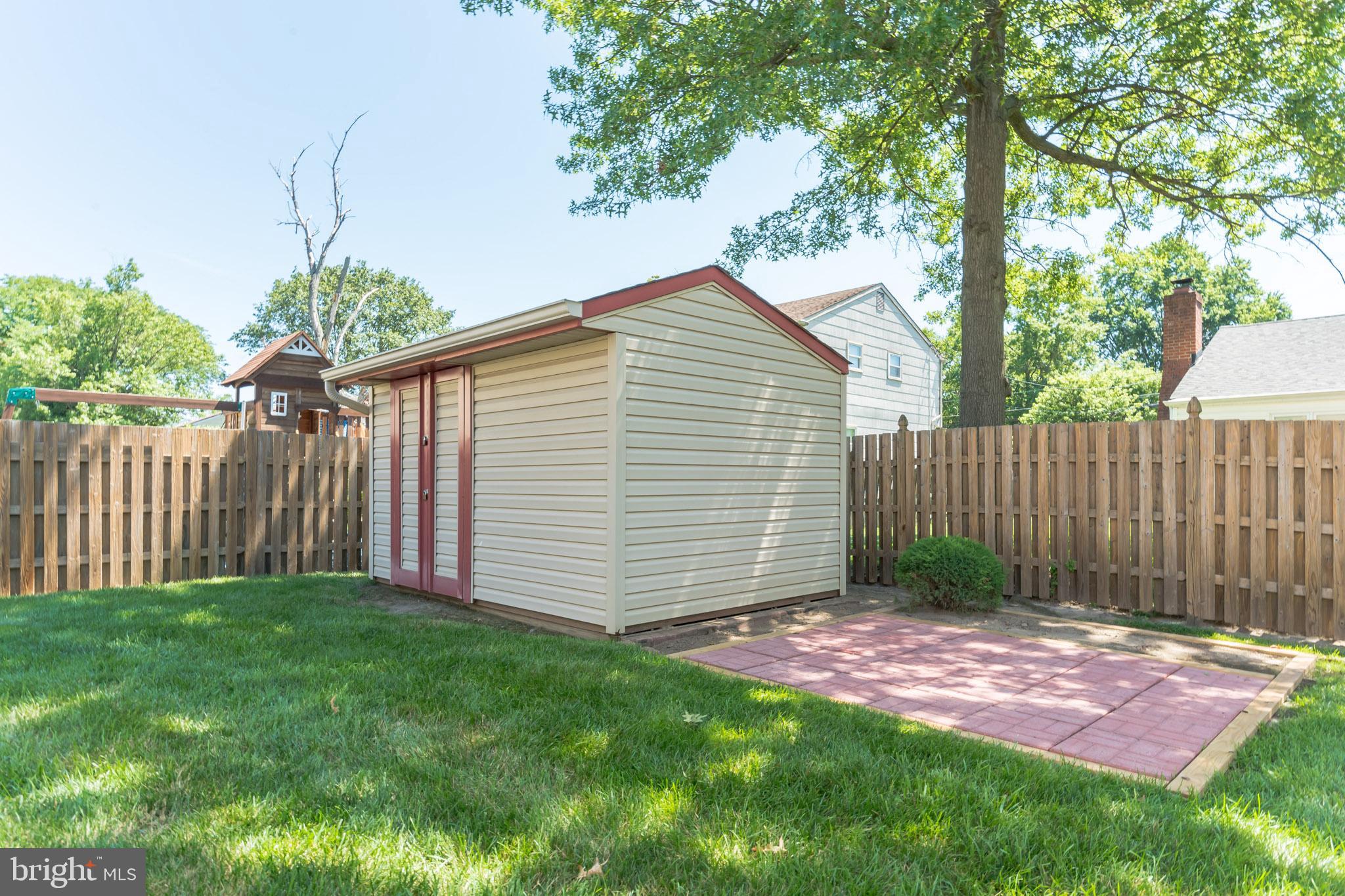 327 Surrey Road Cherry Hill, NJ 08002 - Photo 29 of 30 Gallery Image 29
