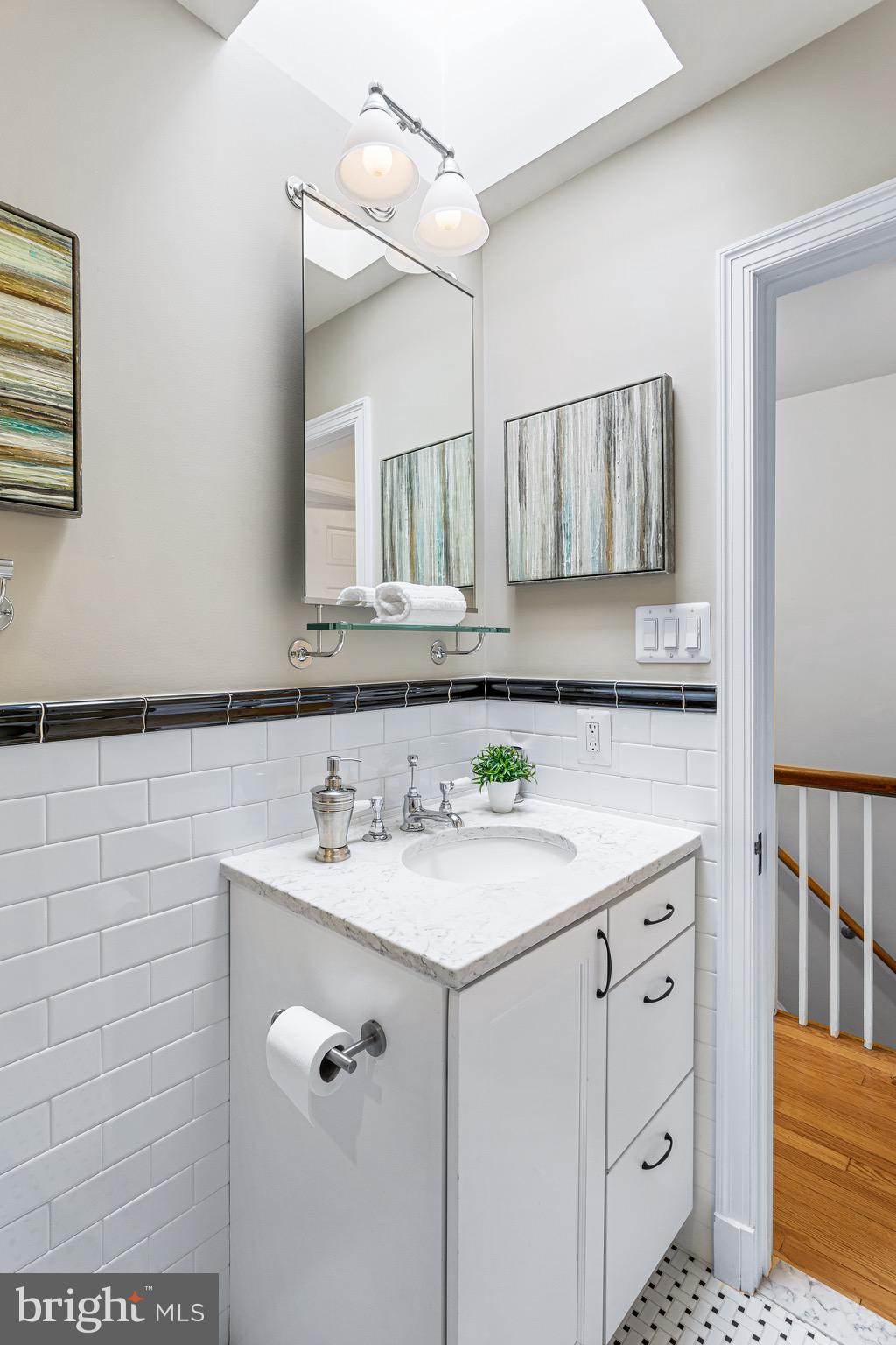 2408 Tunlaw Road Northwest Washington, DC 20007 - Photo 17 of 36