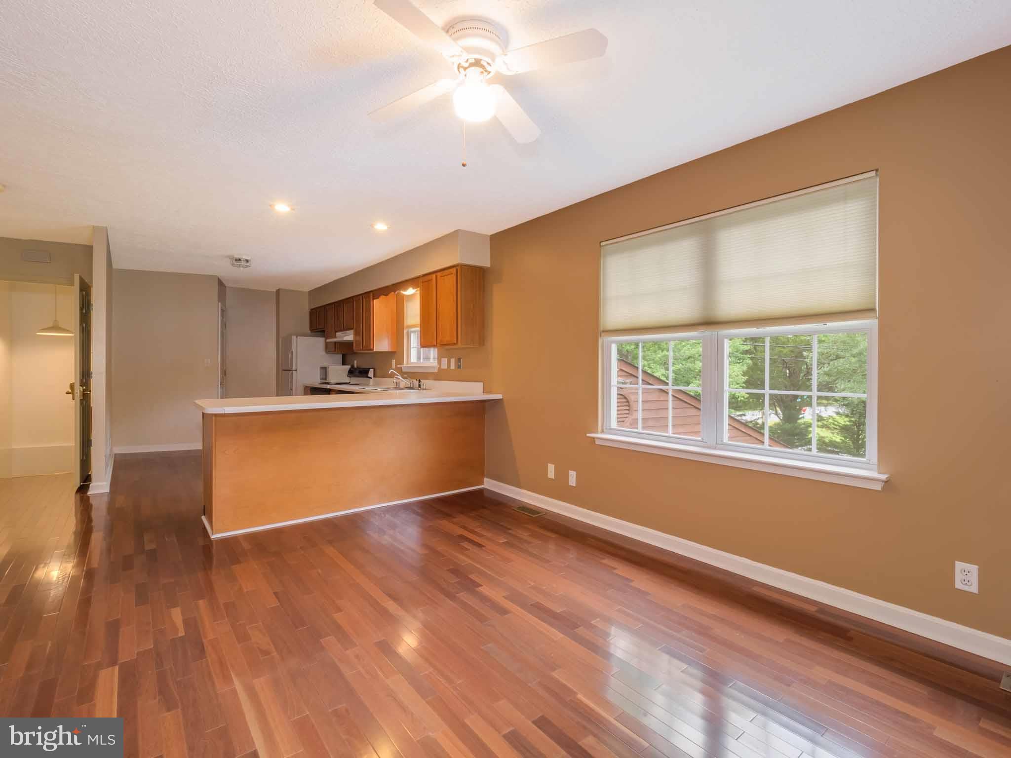 2743 Rutland Road Davidsonville, MD 21035 - Photo 27 of 43 Looking into full kitchen