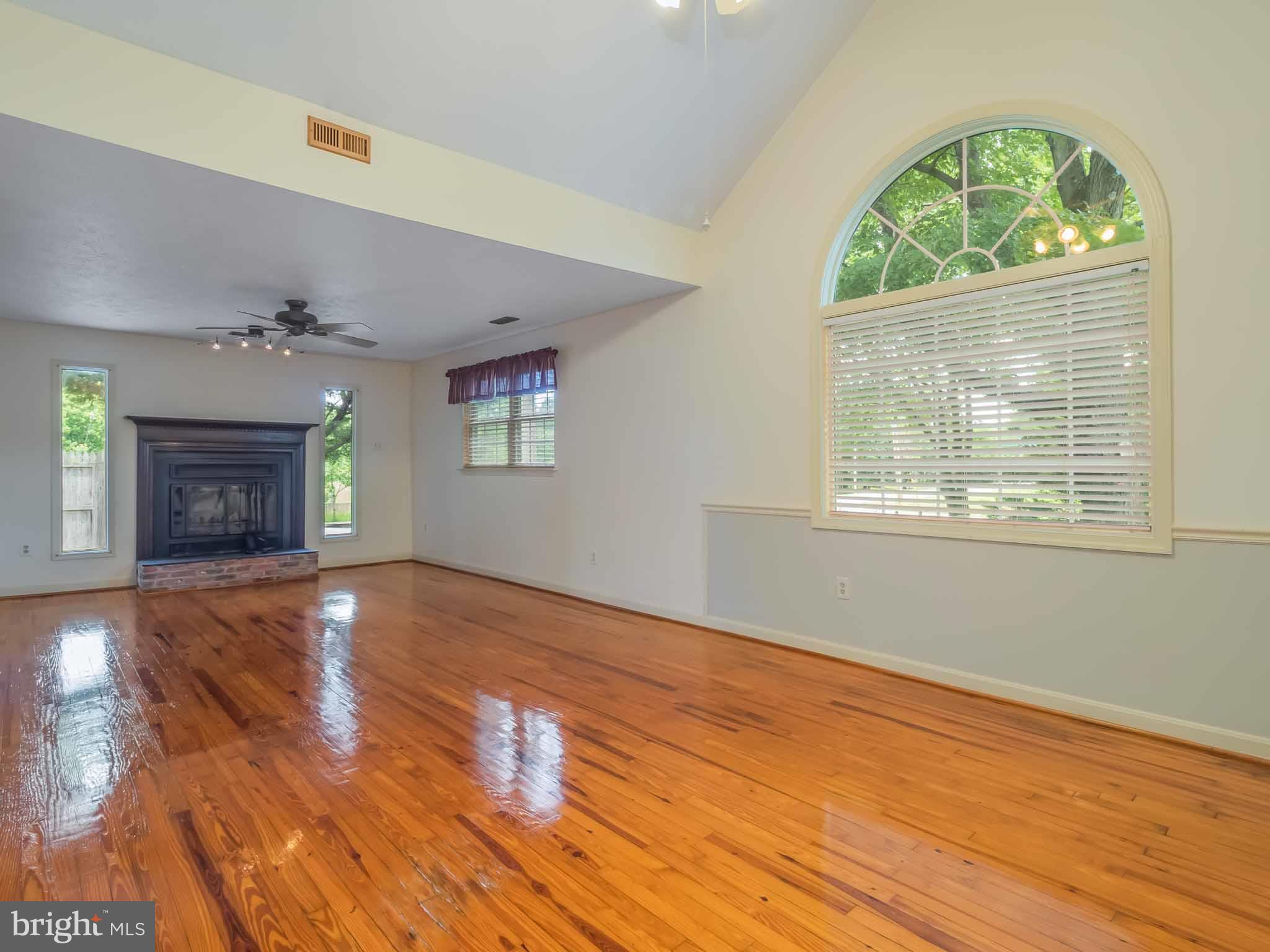 2743 Rutland Road Davidsonville, MD 21035 - Photo 9 of 43 Side Palladium window and two ceiling fans here