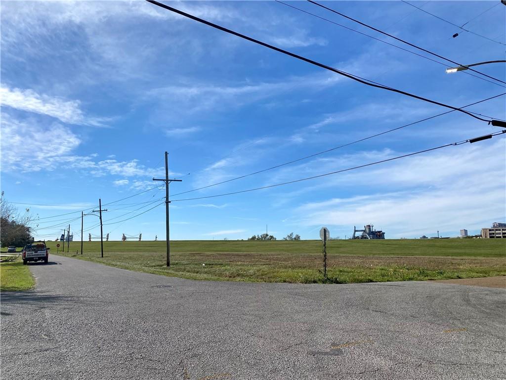 4801 Dauphine Street, Unit B New Orleans, LA 70117 - Photo 19 of 19