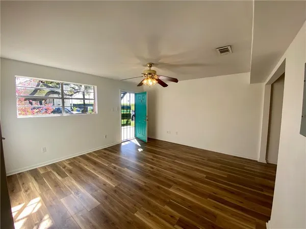 $1,200 | 4801 Dauphine Street, Unit B, New Orleans, LA 70117