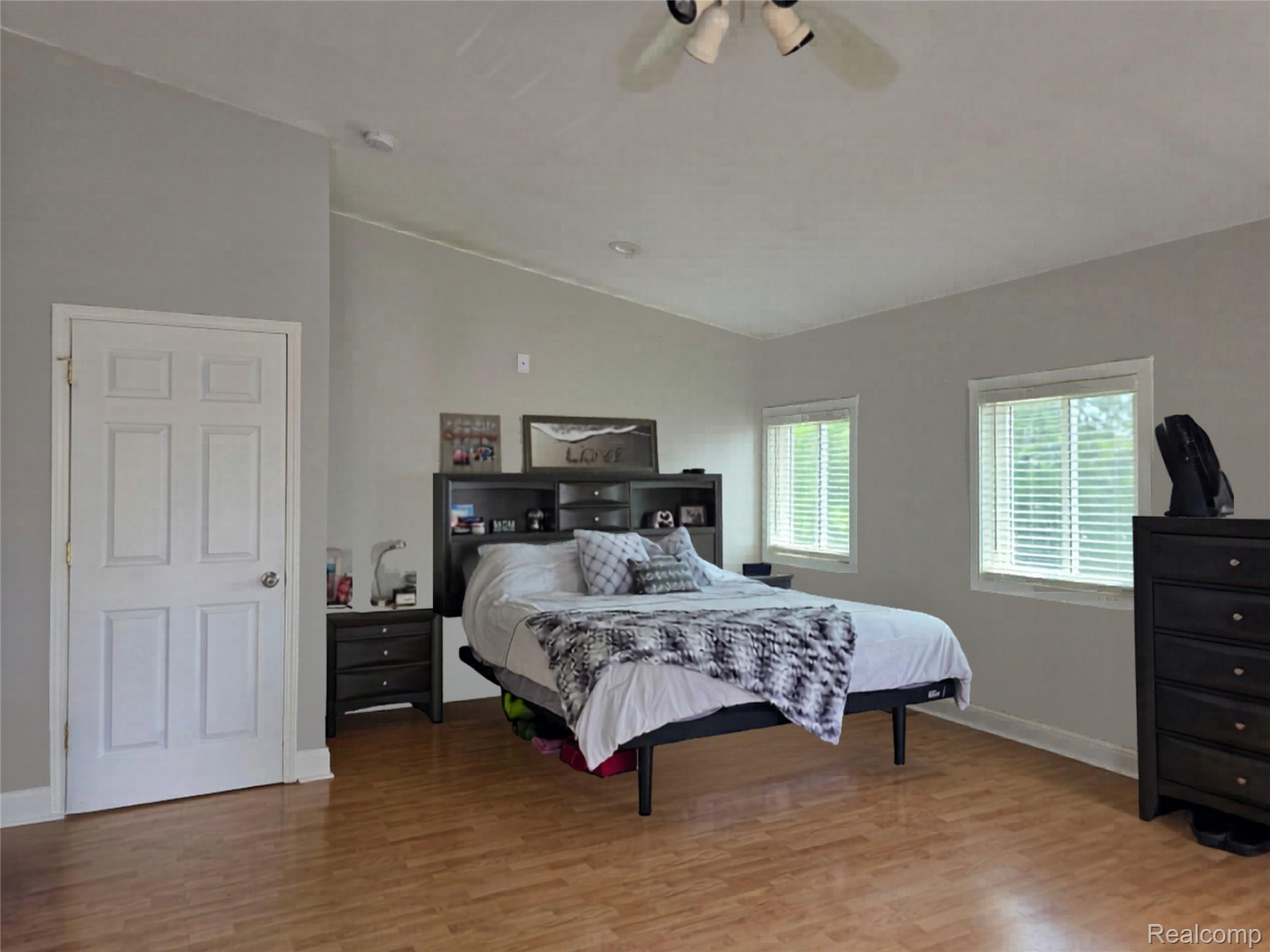 135 North Haven Street Novi, MI 48377 - Photo 17 of 36 16.jpg