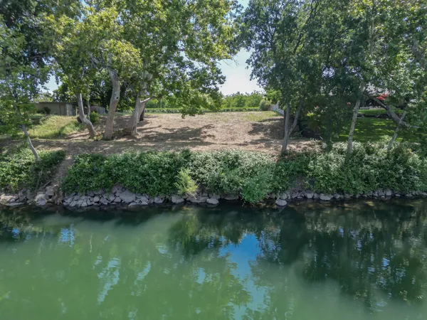 $200,000 | 360 Agua Verdi Drive, Red Bluff, CA 96080