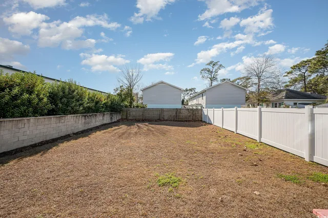 $3,000 | 503 30th Avenue North, Myrtle Beach, SC 29577