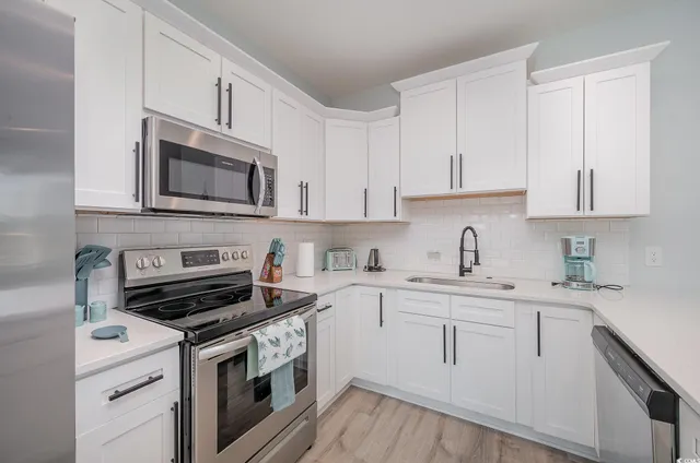 $3,000 | 503 30th Avenue North, Myrtle Beach, SC 29577