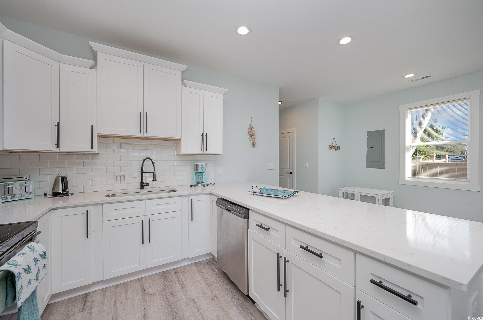 503 30th Avenue North Myrtle Beach, SC 29577 - Photo 9 of 39