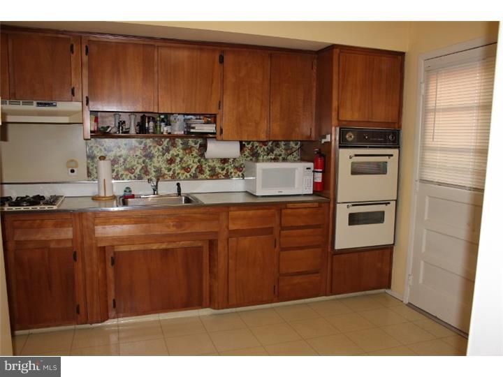 21 Mill Bend Road Hamilton, NJ 08690 - Photo 6 of 14 Kitchen
