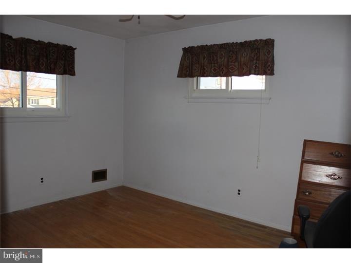 21 Mill Bend Road Hamilton, NJ 08690 - Photo 10 of 14 Bedroom 2
