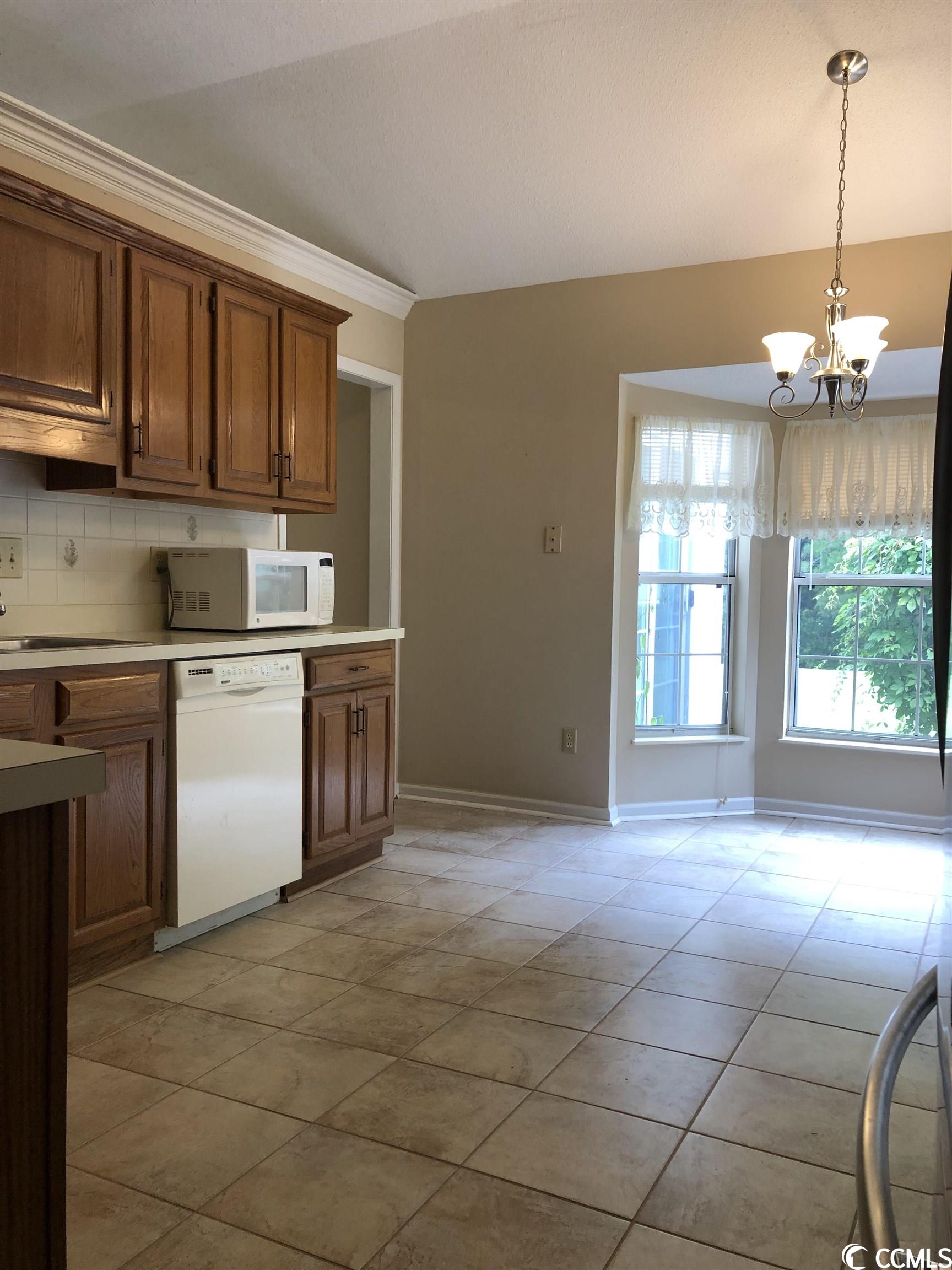 2415 Warbler Court Murrells Inlet, SC 29576 - Photo 14 of 37 Gallery Image 14