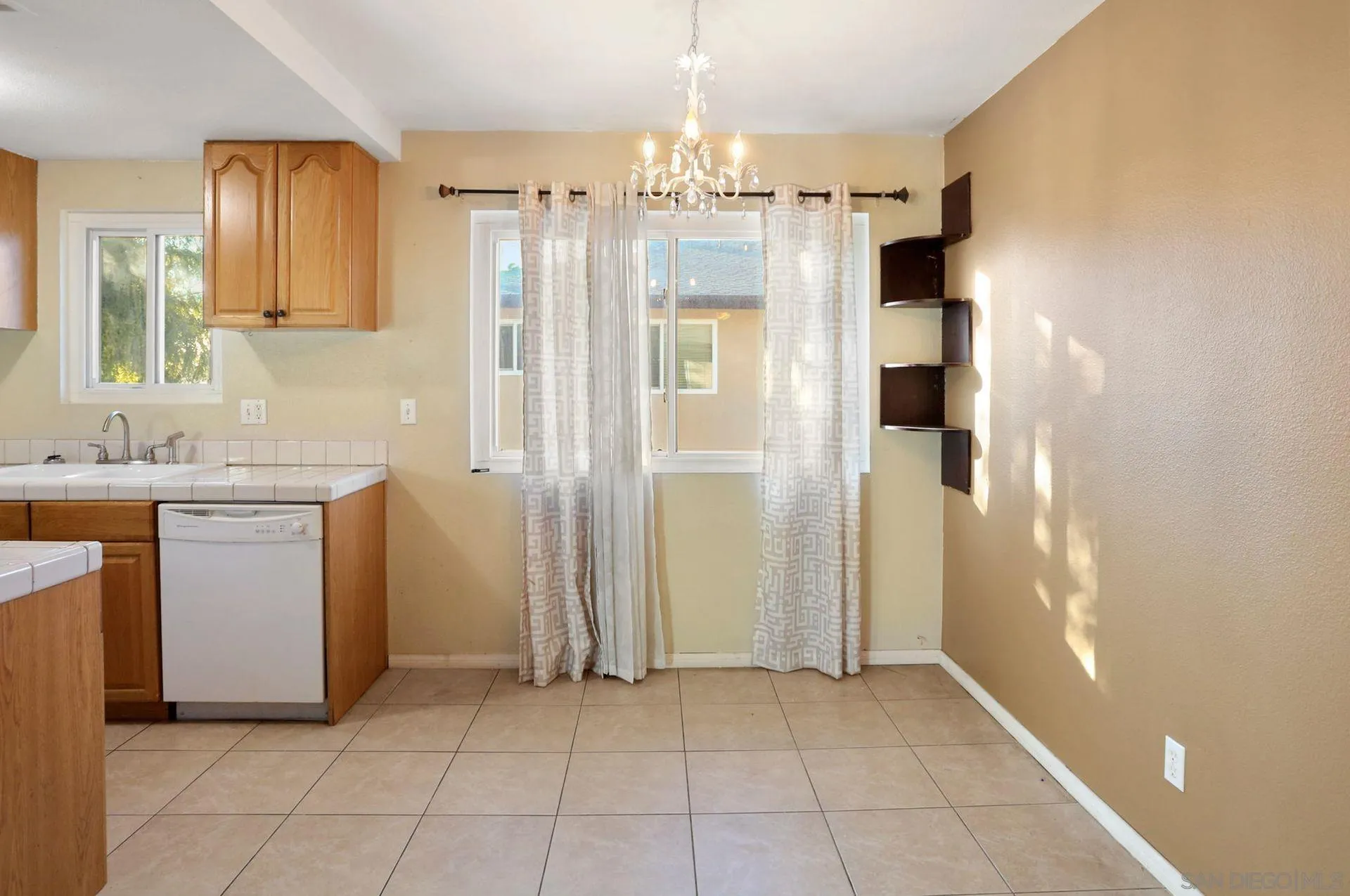 8837 Mission Greens Road, Unit 4 Santee, CA 92071 - Photo 17 of 30 Gallery Image 17