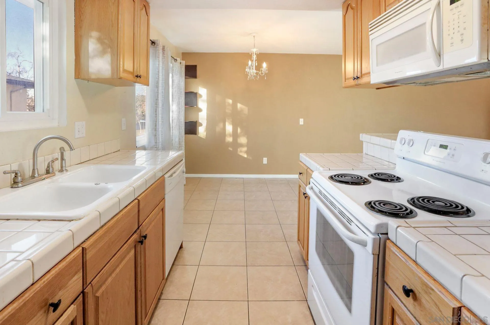 8837 Mission Greens Road, Unit 4 Santee, CA 92071 - Photo 21 of 30 Gallery Image 21