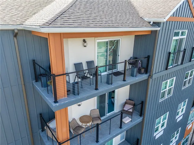 $399,900 | 205 Lakeshore Drive, Unit 502, Canandaigua City, NY 14424