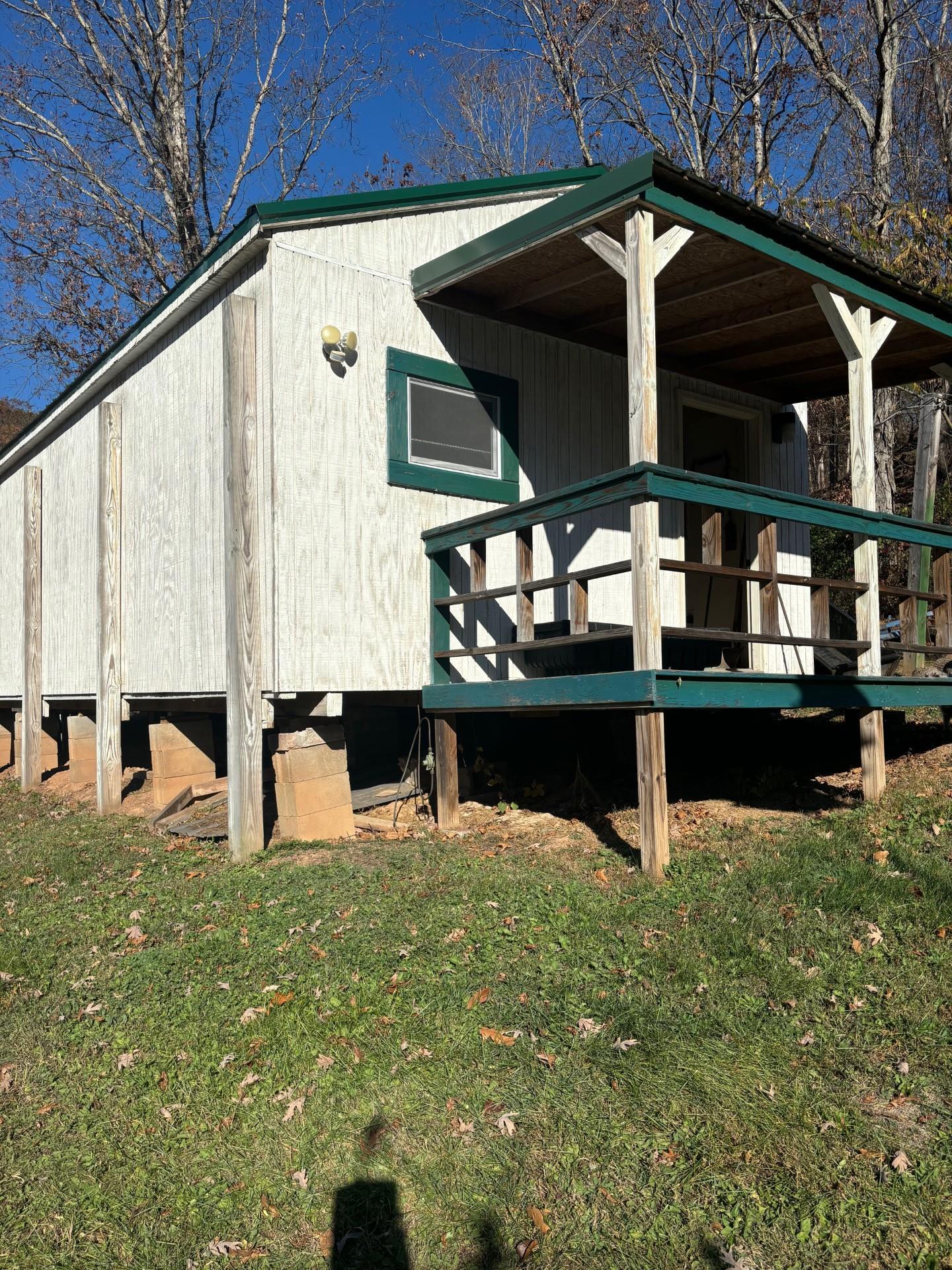 228 Calispel Ridge Road Leon, WV 25123 - Photo 4 of 18 Gallery Image 4