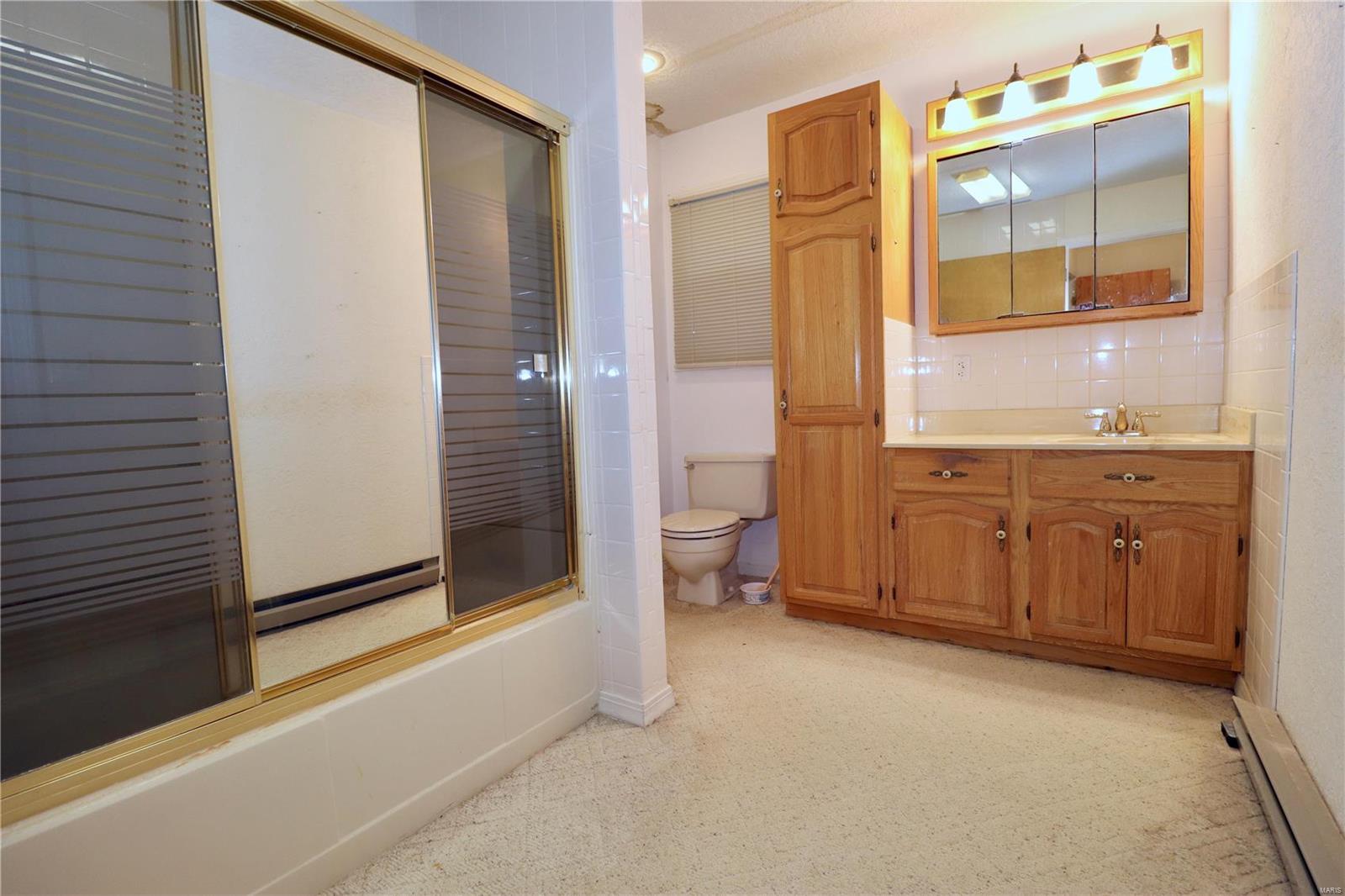 33475 Highway 5 Lebanon, MO 65536 - Photo 18 of 48