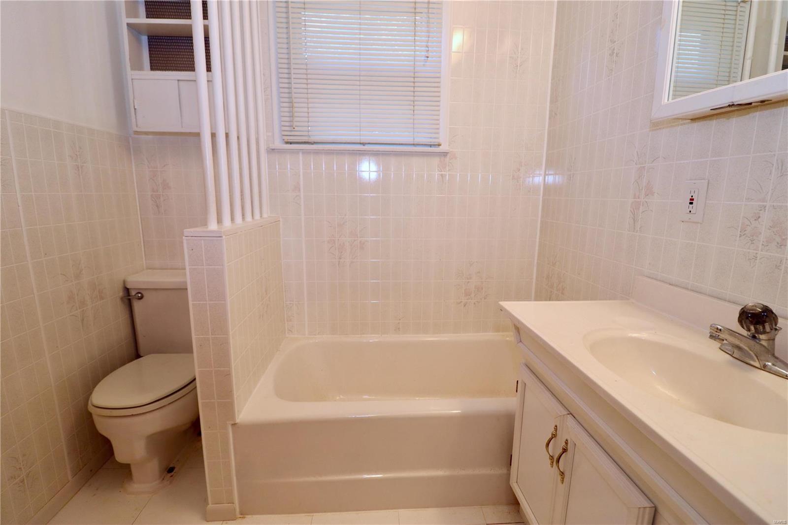 33475 Highway 5 Lebanon, MO 65536 - Photo 21 of 48