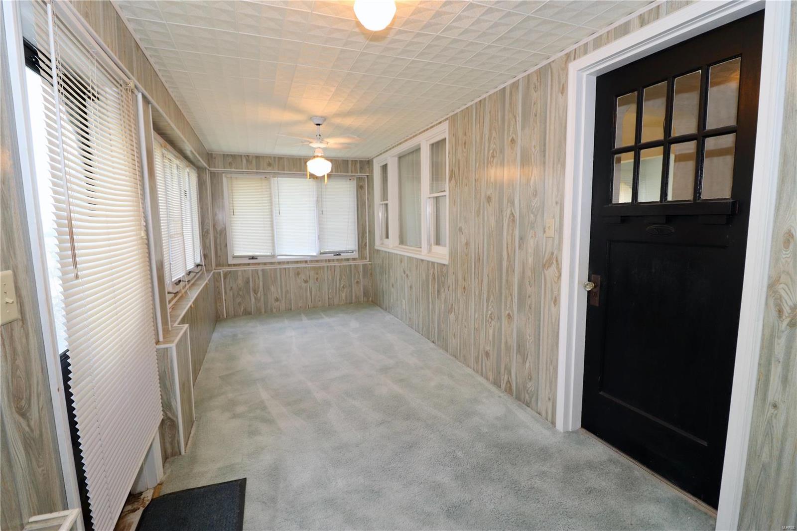 33475 Highway 5 Lebanon, MO 65536 - Photo 3 of 48