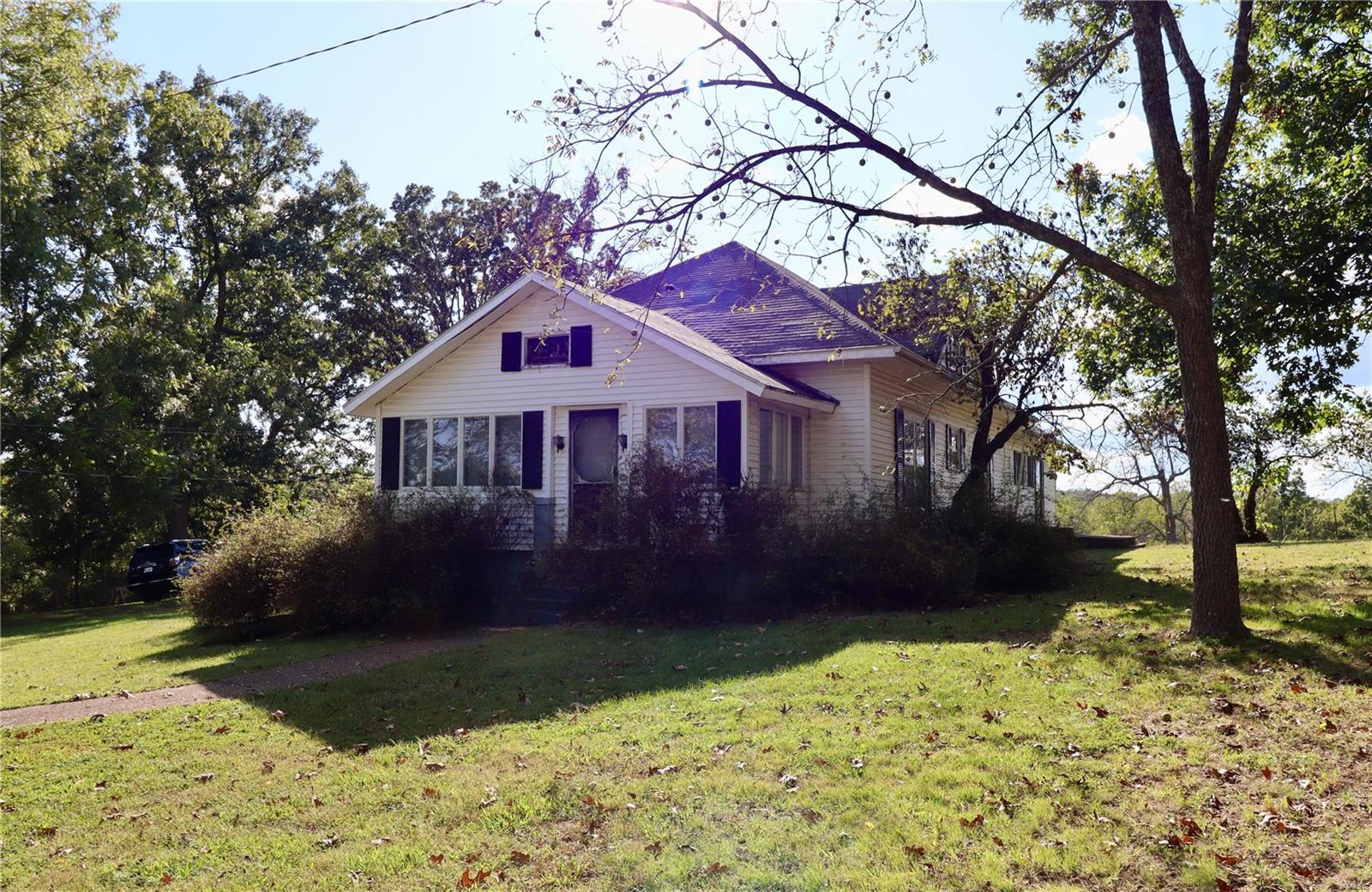 33475 Highway 5 Lebanon, MO 65536 - Photo 32 of 48