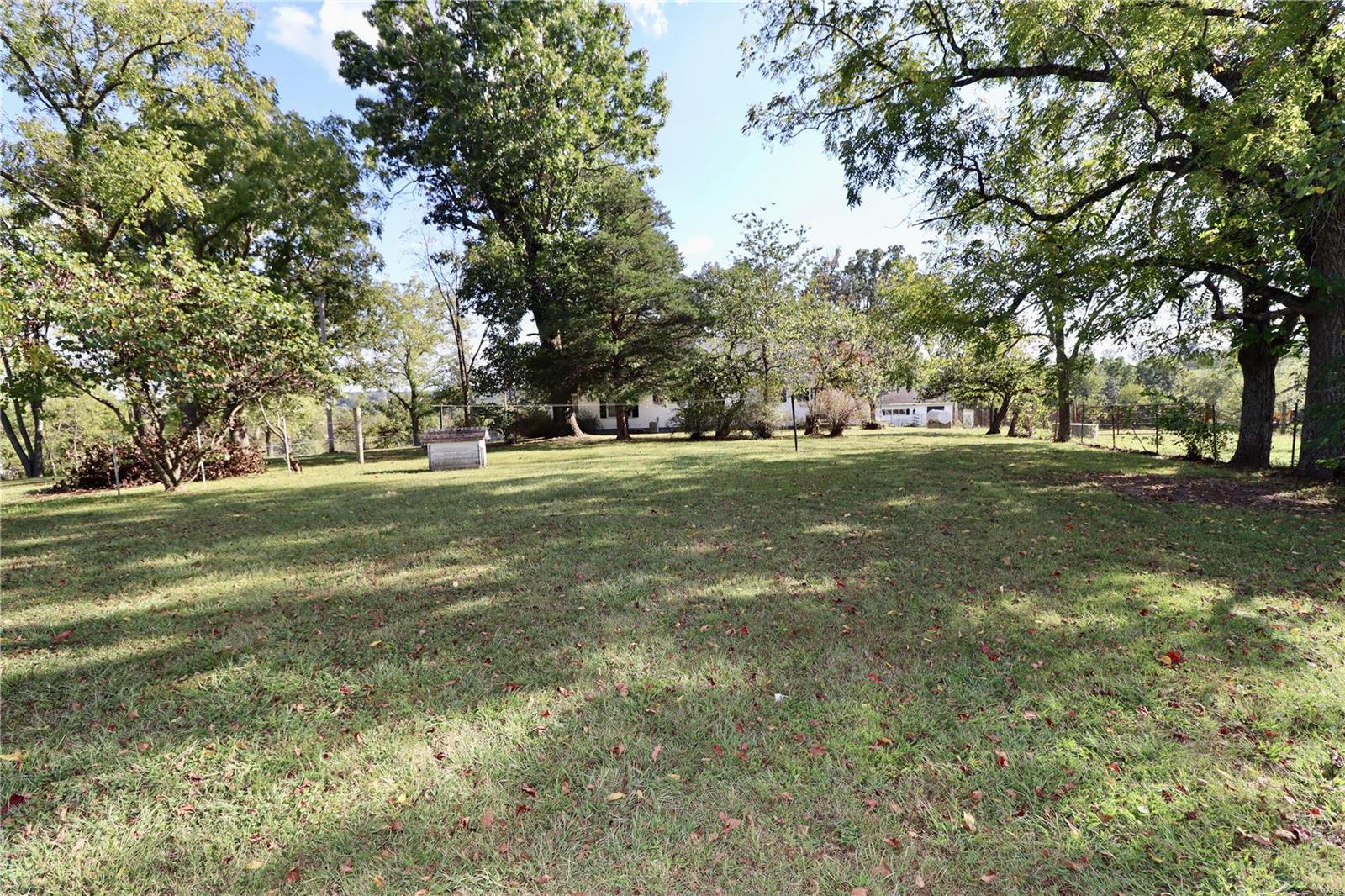 33475 Highway 5 Lebanon, MO 65536 - Photo 40 of 48