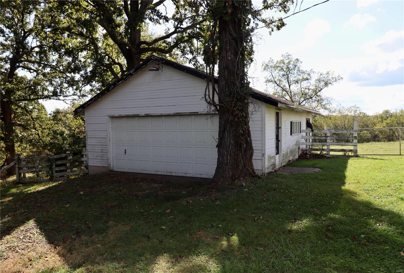 33475 Highway 5 Lebanon, MO 65536 - Photo 44 of 48