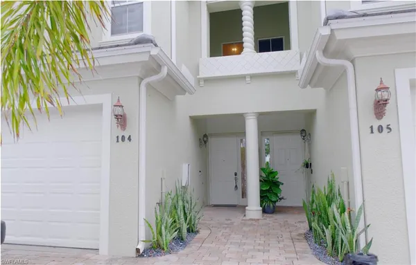 $3,000 | 1395 Mariposa Circle, Unit 104, Naples, FL 34105