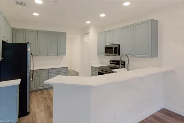 $3,000 | 1395 Mariposa Circle, Unit 104, Naples, FL 34105