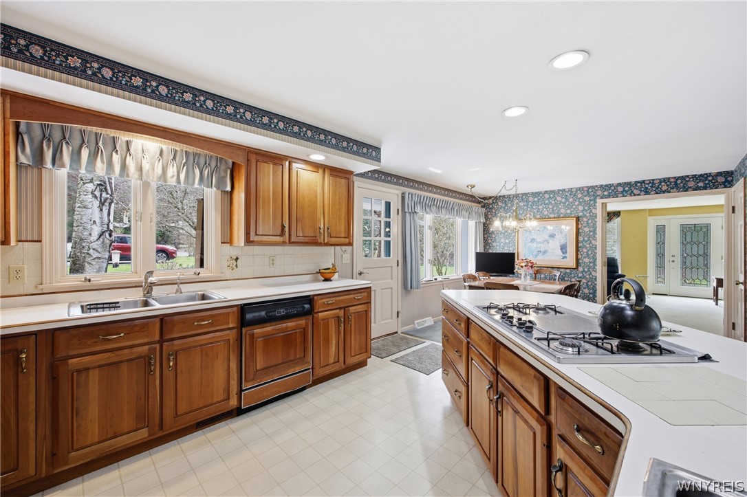 9832 East Holland Road Holland, NY 14080 - Photo 11 of 50